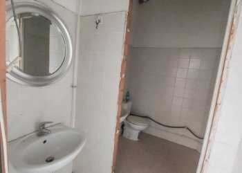 Bagno - Warehouse via Montello, Genova (neighborhood Marassi) - photo 5