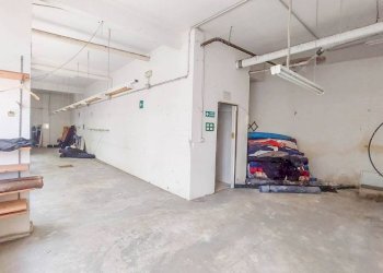 Magazzino - Warehouse via Montello, Genova (neighborhood Marassi) - photo 9