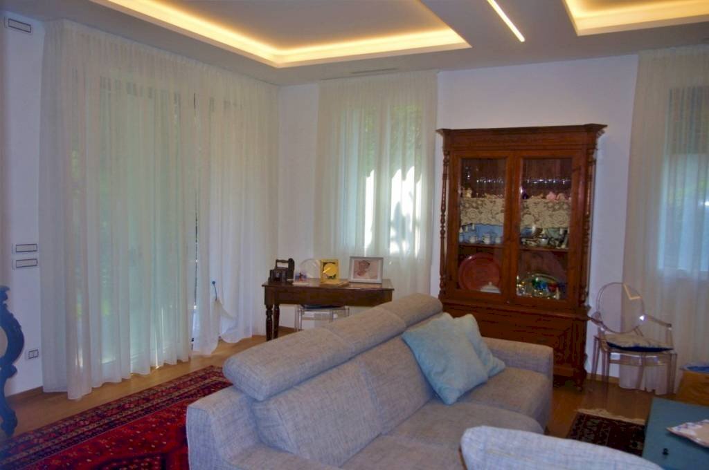 Salone - Villa Gallarate - photo 3