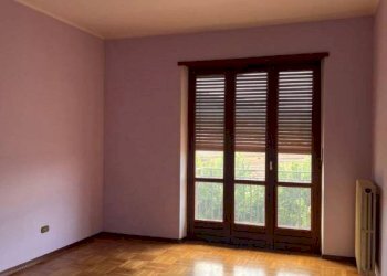 Camera da letto - Three-room apartment via Camillo Benso di Cavour, 4, Bagnolo Piemonte - photo 5