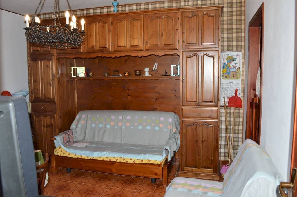 Soggiorno - Trilocale via delle Manere, 5, Roburent - foto 2