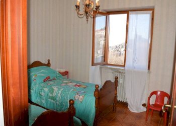 Camera da letto - Trilocale via delle Manere, 5, Roburent - foto 9