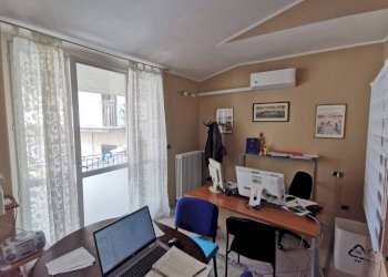 Ufficio - Casa indipendente via A. Gioda, Mondovì - foto 9