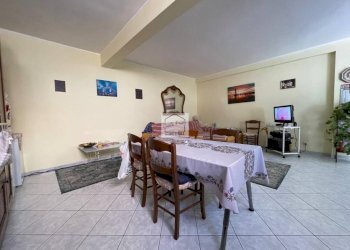 Salone - Bilocale viale Vittorio Alfieri, Anzio - foto 10