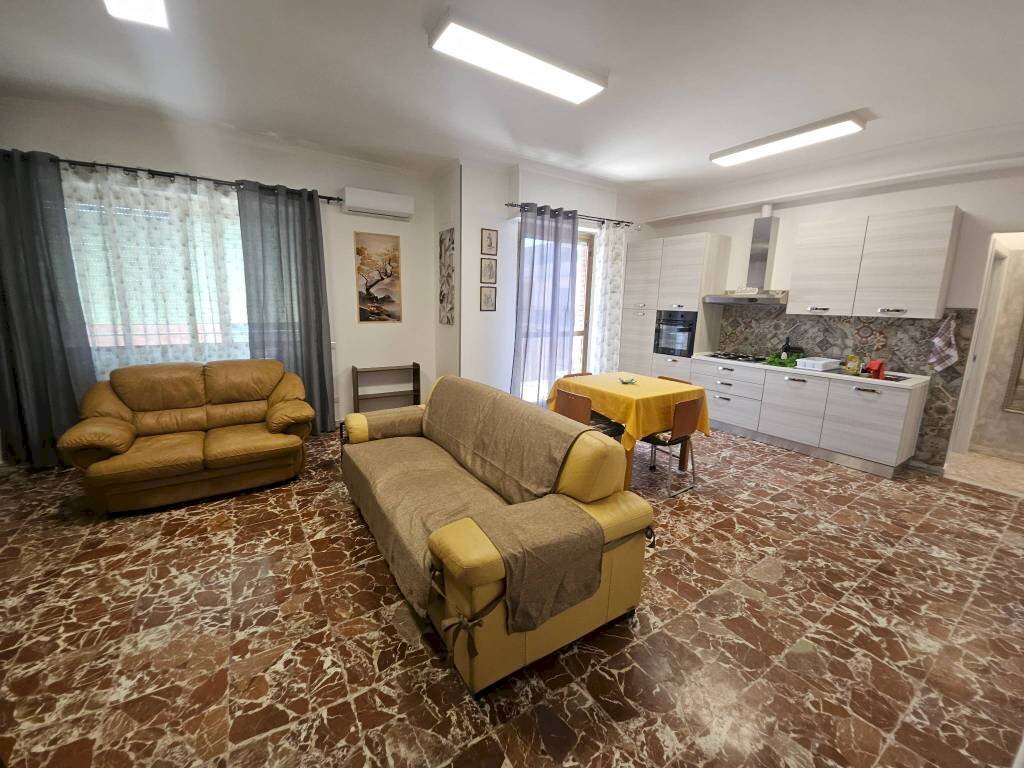 Salone - Two-room apartment via Giandomenico Coleti, Roma - photo 1