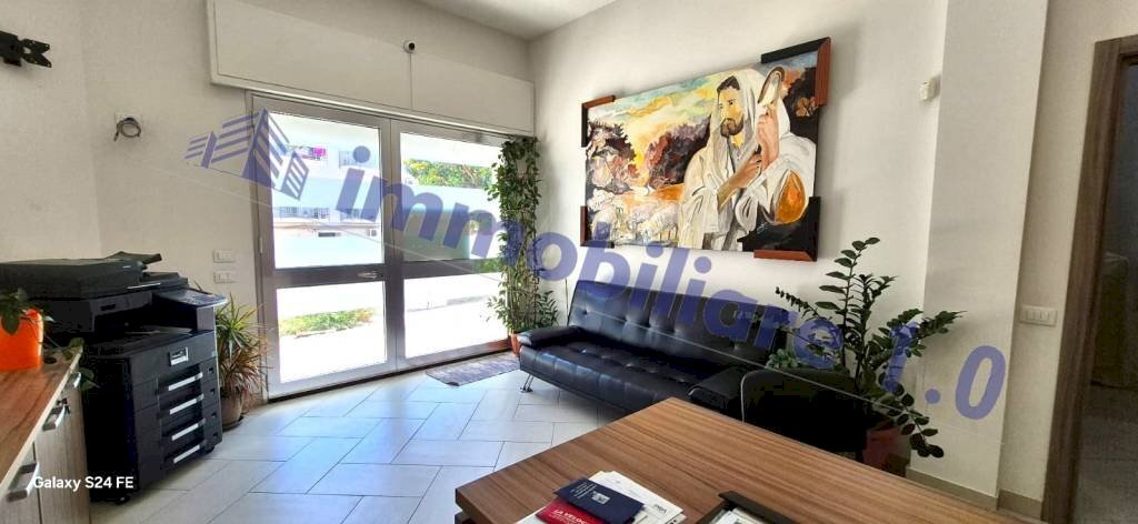 Salone - Negozio via Porta Palermo, Alcamo - foto 3