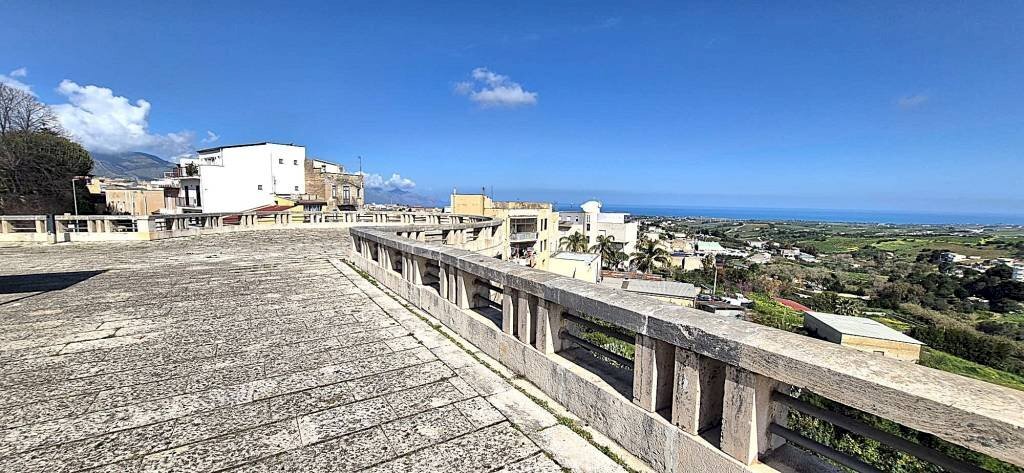 Vista - Negozio piazza Sebastiano Bagolino, Alcamo - foto 1