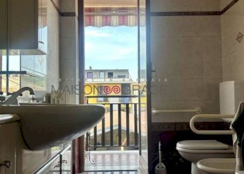 Bagno - Appartamento via Franco Centro, 3, Alba - foto 17