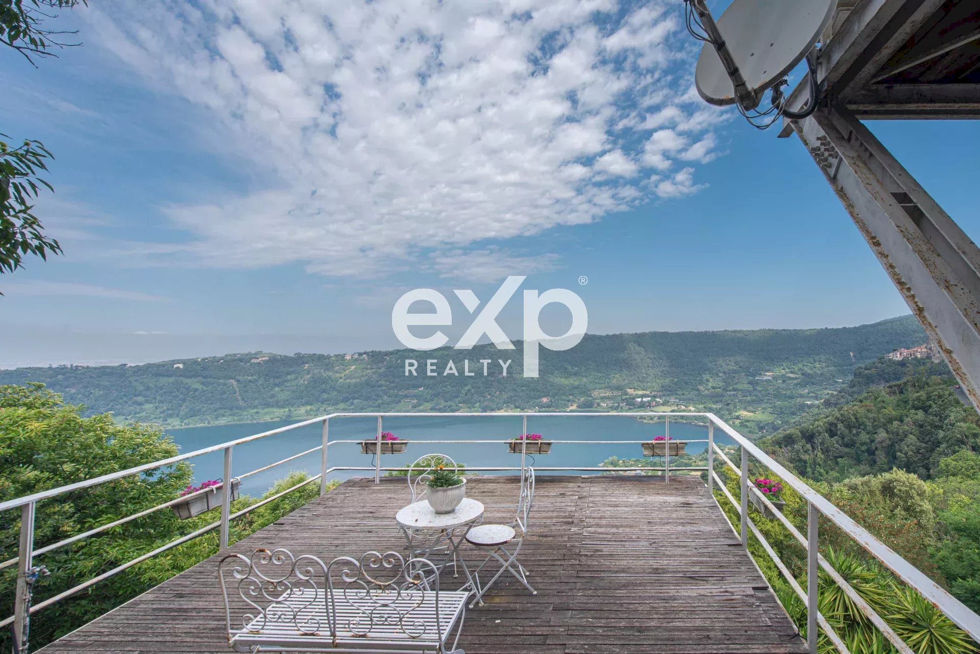 Villa Via Nemorense, Nemi - photo 1