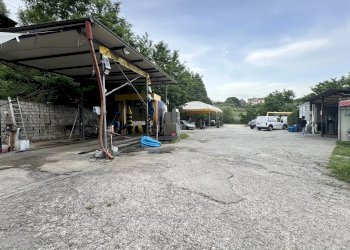 Negozio Via Madonna Delle Grazie, Montalto Uffugo - foto 2