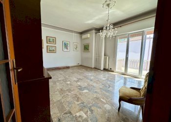 Porzione di casa Ferrara - foto 2