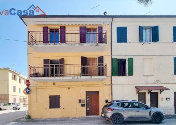 Bilocale largo grammercato 8, Jesi - foto 1