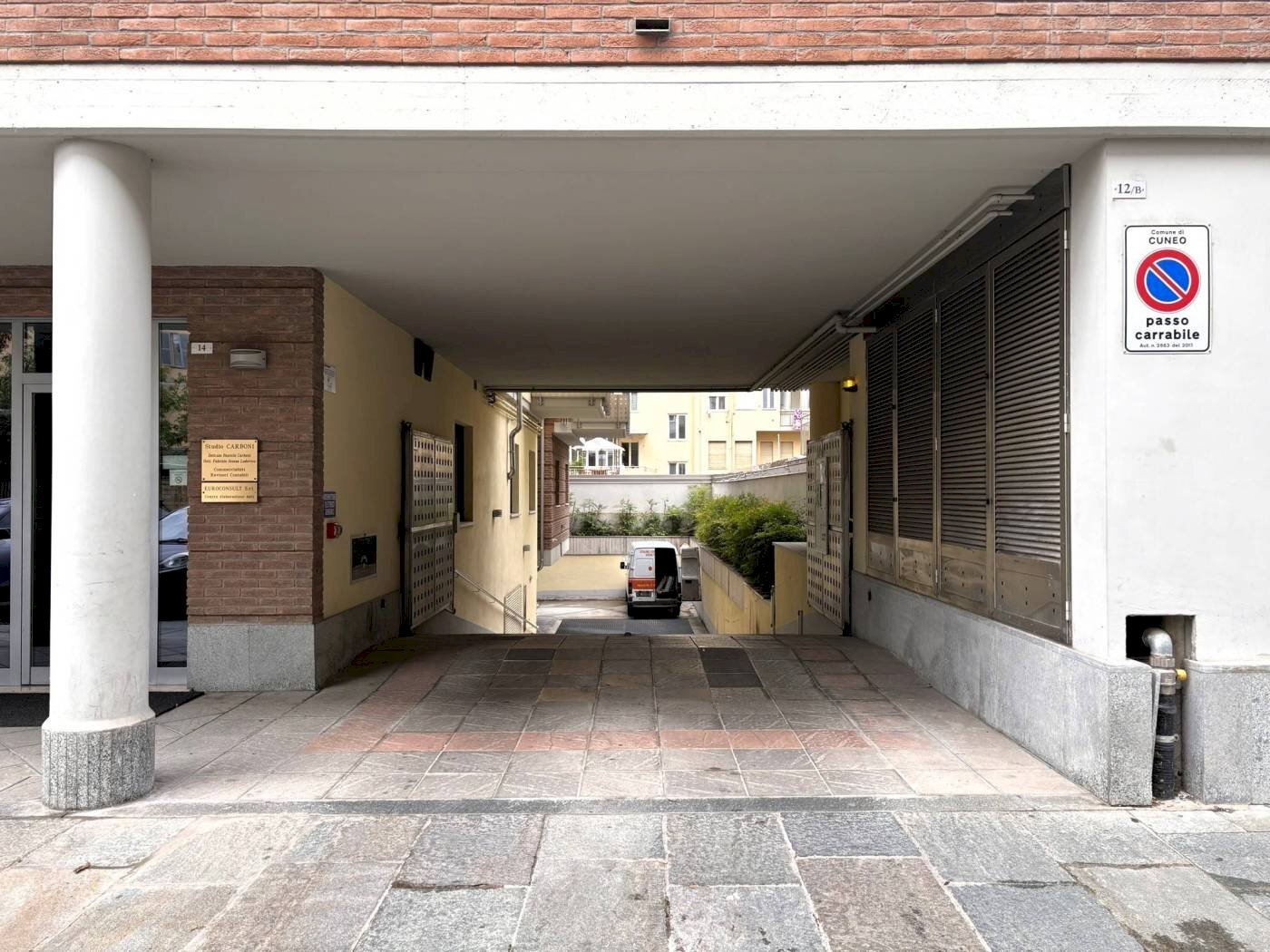 Box Via Massimo d'Azeglio, 14, Cuneo - photo 3