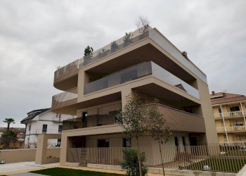 Trilocale Via Camillo Benso di Cavour, 20, Borgo San Dalmazzo - foto 2