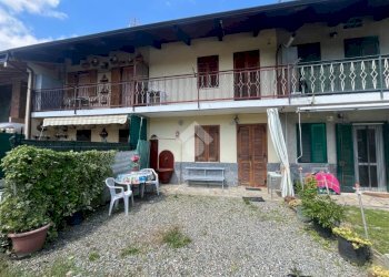 Semi-detached house Via Megliassoni, San Francesco al Campo - photo 1
