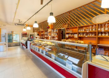 Foto 2 - Attività Commerciale Via del Faro
 
47, Fasano - foto 2