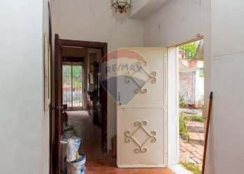 Hall / corridoio - Villa Via dei Gelsomini
 
11, Pedara - foto 11