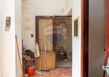 Hall / corridoio - Villa Via dei Gelsomini
 
11, Pedara - foto 15