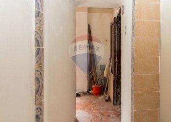 Hall / corridoio - Villa Via dei Gelsomini
 
11, Pedara - foto 29