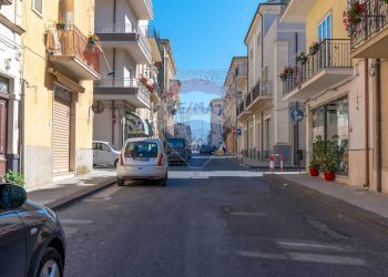 Edificio all\'aperto - Casa indipendente Via Vincenzo Gioberti
 
51/53/55, Grammichele - foto 4