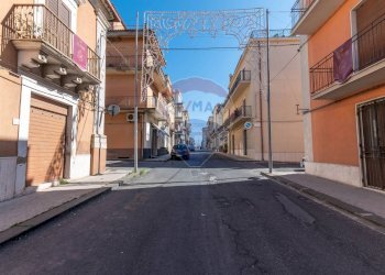 Edificio all\'aperto - Casa indipendente Via Vincenzo Gioberti
 
51/53/55, Grammichele - foto 5