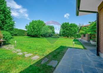 Giardino - Villa via san francesco di assisi, Bregnano - foto 15