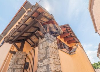 Edificio all\'aperto - Casa indipendente Via Roma
 
96, Ischia di Castro - foto 2