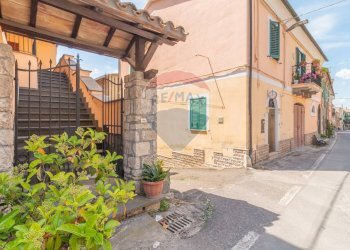 Casa all\'aperto - Casa indipendente Via Roma
 
96, Ischia di Castro - foto 4