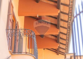 Scale - Casa indipendente Via Roma
 
96, Ischia di Castro - foto 6