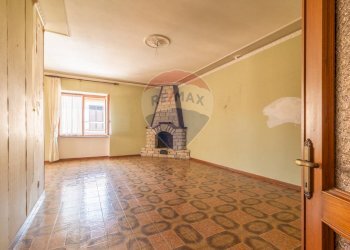 Stanza vuota - Casa indipendente Via Roma
 
96, Ischia di Castro - foto 17
