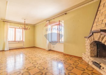 Stanza vuota - Casa indipendente Via Roma
 
96, Ischia di Castro - foto 19