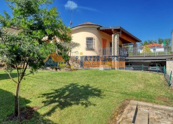 Foto 3 - Villa via del pirò
 
3, Cairate - foto 3