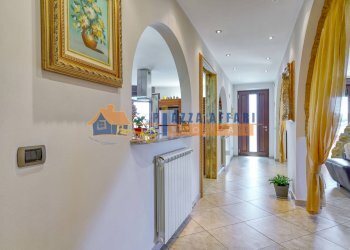 Foto 8 - Villa via del pirò
 
3, Cairate - foto 8