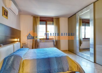 Foto 19 - Villa via del pirò
 
3, Cairate - foto 19