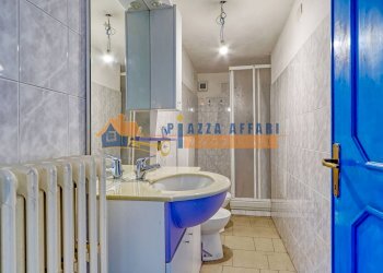 Foto 28 - Villa via C. Battisti, Carnago - foto 28