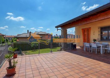 Foto 36 - Villa via C. Battisti, Carnago - foto 36