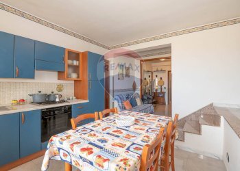 Sala da pranzo - Appartamento Via Serravalle
 
16, Scicli - foto 15