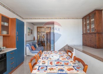 Sala da pranzo - Appartamento Via Serravalle
 
16, Scicli - foto 17