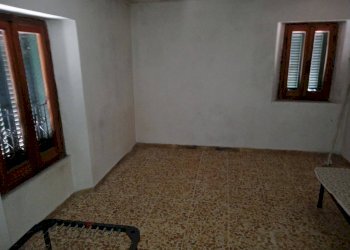 Foto 2 - Appartamento piazza umberto
 
12, Castelnuovo di Garfagnana - foto 2