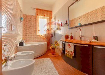 Bagno - Quadrilocale Via Sallustio
 
32, Martina Franca - foto 6