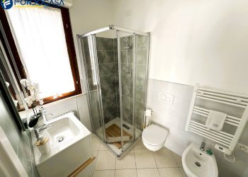 Foto 15 - Bilocale Via Angelo Zanoni
 
1, Alba Adriatica - foto 15