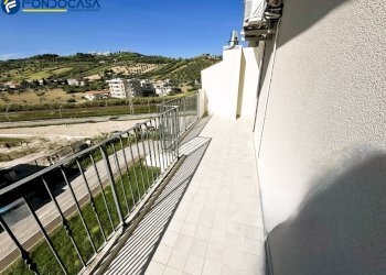 Foto 21 - Bilocale Via Angelo Zanoni
 
1, Alba Adriatica - foto 21