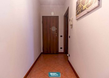 Corridoio - Appartamento via Vecchia, 5, Borgomanero - foto 13