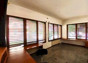 Stanza non arredata - Shop via Brigata Alpina Orobica, 27, Sondrio - photo 8