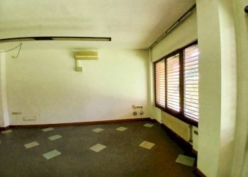 Stanza non arredata - Shop via Brigata Alpina Orobica, 27, Sondrio - photo 17