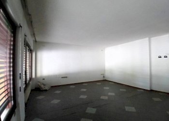 Stanza non arredata - Shop via Brigata Alpina Orobica, 27, Sondrio - photo 18