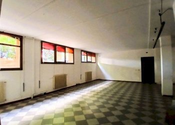 Ufficio - Shop via Brigata Alpina Orobica, 27, Sondrio - photo 22