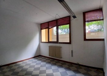 Ufficio - Shop via Brigata Alpina Orobica, 27, Sondrio - photo 23