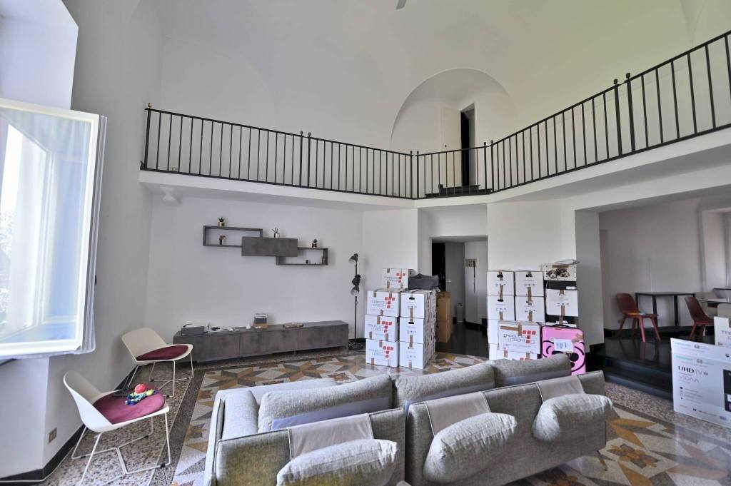 soggiorno - Appartamento via Giordano Bruno, Genova - foto 1