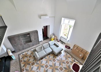 soggiorno - Appartamento via Giordano Bruno, Genova - foto 4